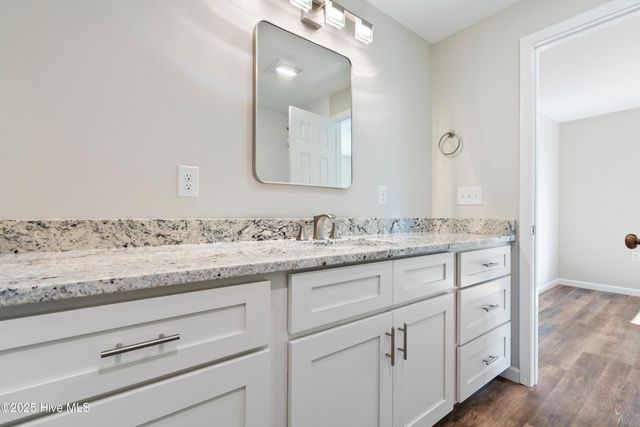 1070 Midway Road SE, Bolivia, NC 28422