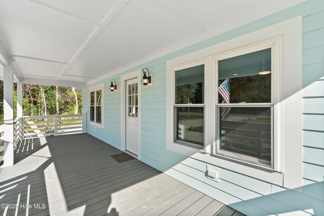 1070 Midway Road SE, Bolivia, NC 28422