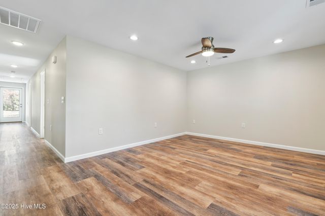 1070 Midway Road SE, Bolivia, NC 28422