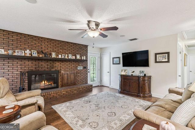 435 Chapel Crossing Road, Brunswick, GA 31525