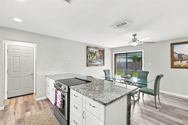 222 Rockaway Drive, Duncanville, TX 75116