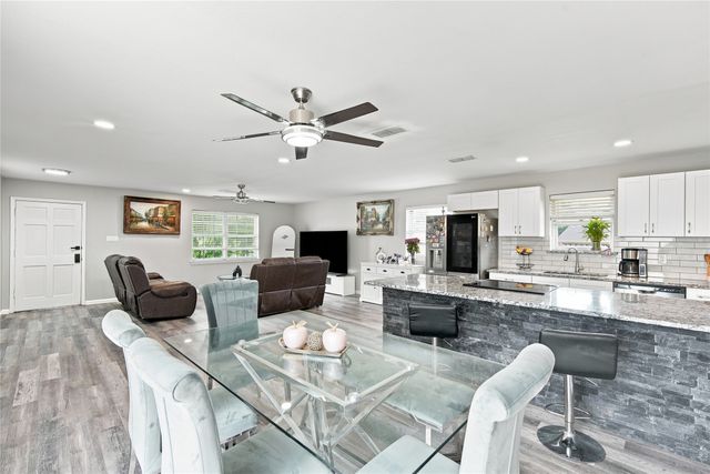 222 Rockaway Drive, Duncanville, TX 75116