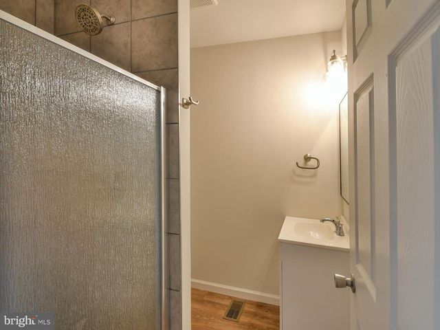 2114 CLIFTWOOD AVE, Baltimore, MD 21213