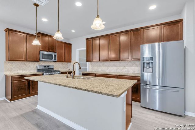 10423 FRANCISCO WAY, Converse, TX 78109