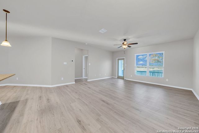 10423 FRANCISCO WAY, Converse, TX 78109