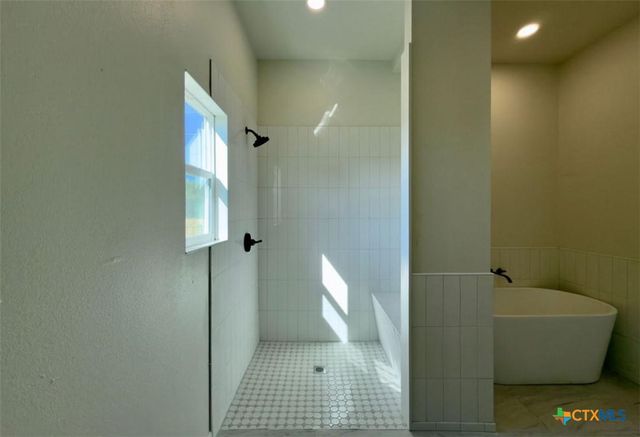 3633 Katy, Elm Mott, TX 76640