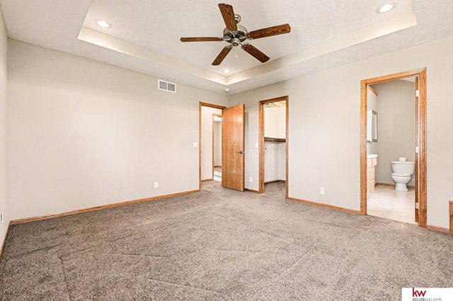 16632 Olive Street, Omaha, NE 68136