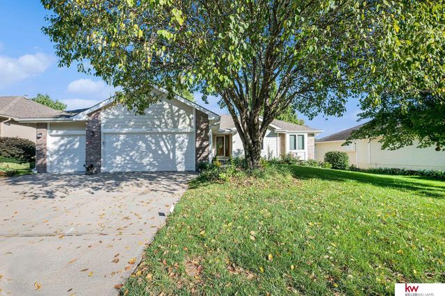 16632 Olive Street, Omaha, NE 68136