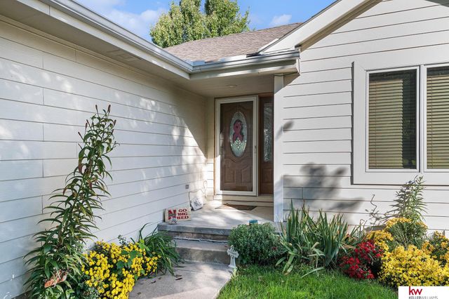 16632 Olive Street, Omaha, NE 68136