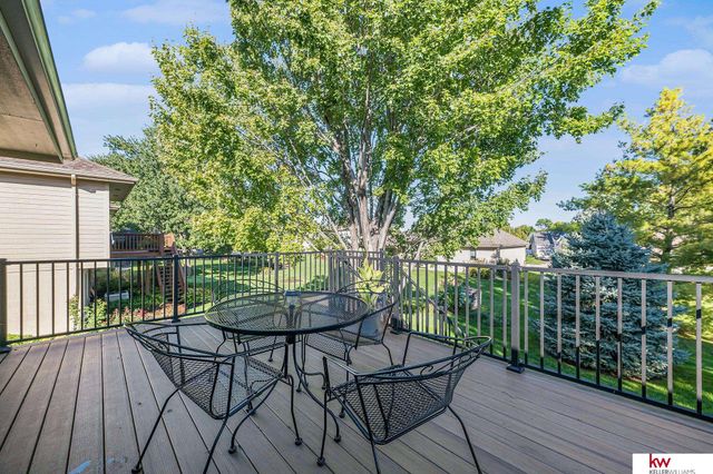 16632 Olive Street, Omaha, NE 68136