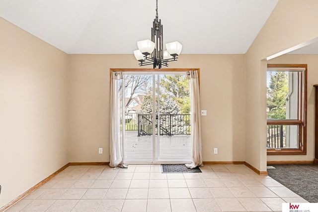 16632 Olive Street, Omaha, NE 68136