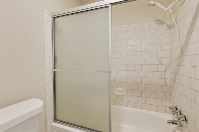 11322 Yorklyn Drive, Houston, TX 77066