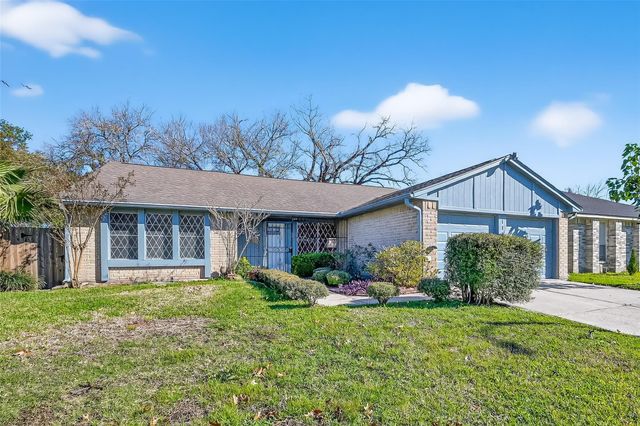 11322 Yorklyn Drive, Houston, TX 77066