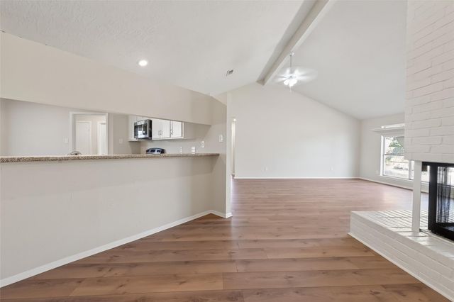 11322 Yorklyn Drive, Houston, TX 77066