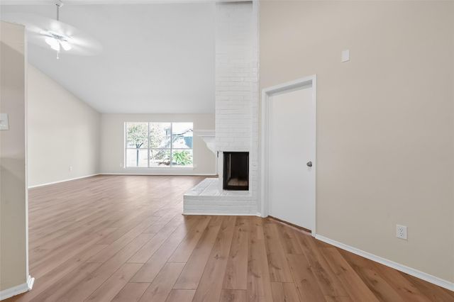 11322 Yorklyn Drive, Houston, TX 77066