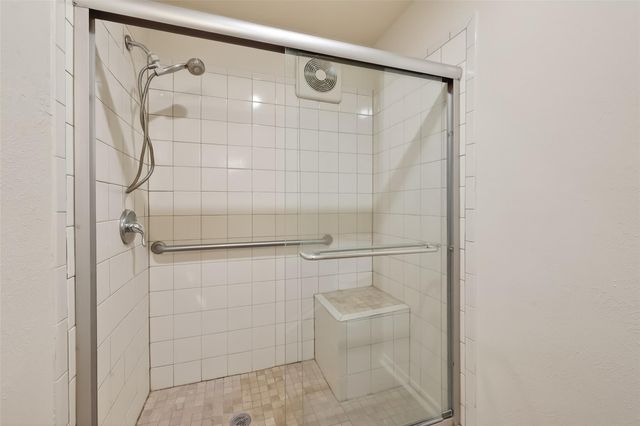 11322 Yorklyn Drive, Houston, TX 77066