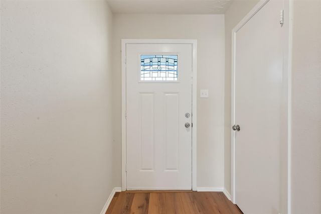 11322 Yorklyn Drive, Houston, TX 77066