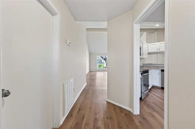 11322 Yorklyn Drive, Houston, TX 77066