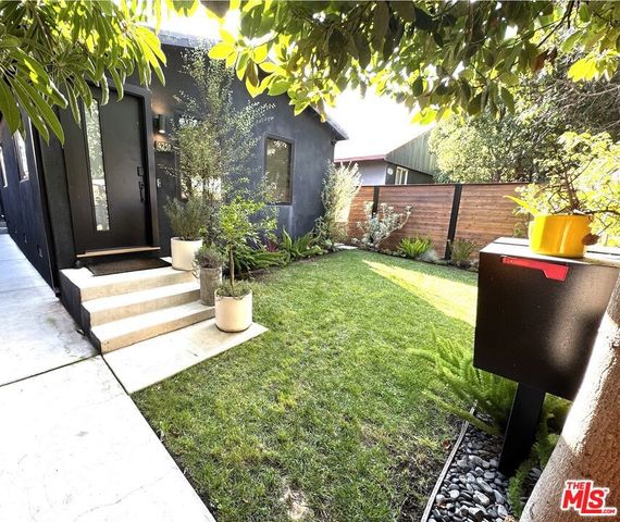 4251 S Centinela Avenue, Los Angeles, CA 90066