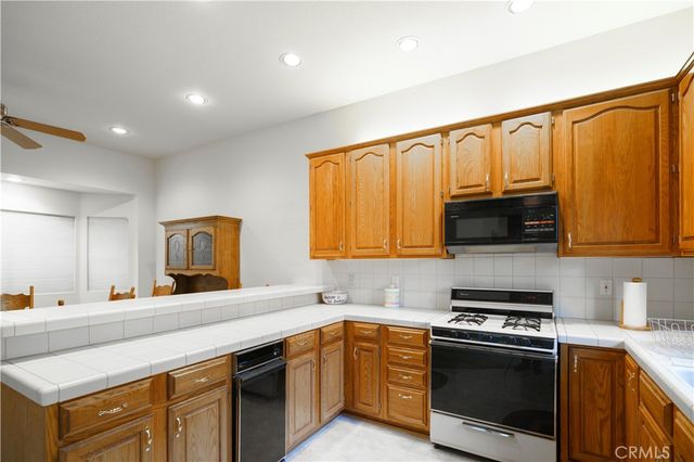 27381 Cottonwood Lane, Lake Arrowhead, CA 92317