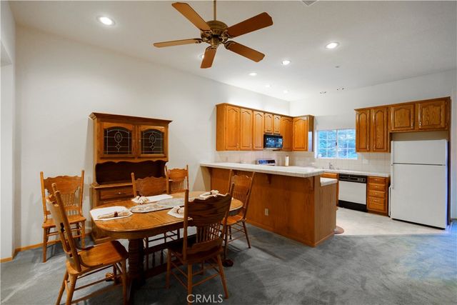 27381 Cottonwood Lane, Lake Arrowhead, CA 92317