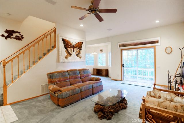 27381 Cottonwood Lane, Lake Arrowhead, CA 92317