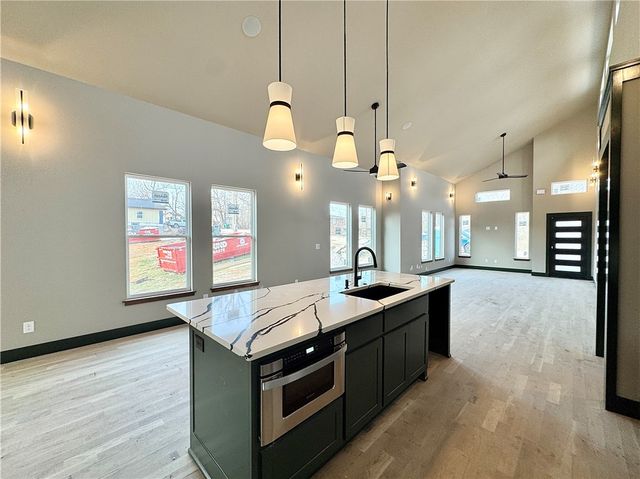 516 E Pearl Street, Rogers, AR 72756