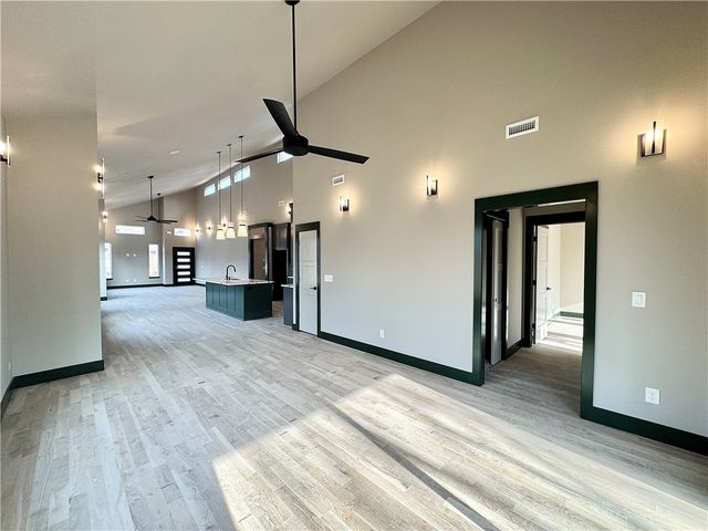 516 E Pearl Street, Rogers, AR 72756