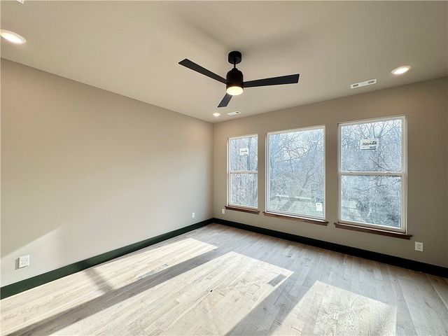 516 E Pearl Street, Rogers, AR 72756