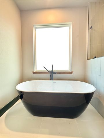 516 E Pearl Street, Rogers, AR 72756