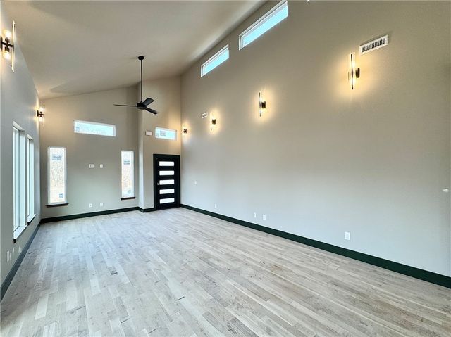 516 E Pearl Street, Rogers, AR 72756