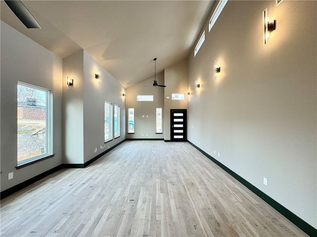 516 E Pearl Street, Rogers, AR 72756