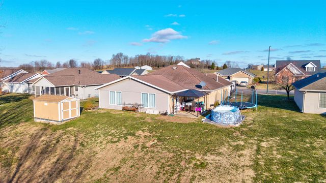 209 W Savannah Drive, Huntingburg, IN 47542