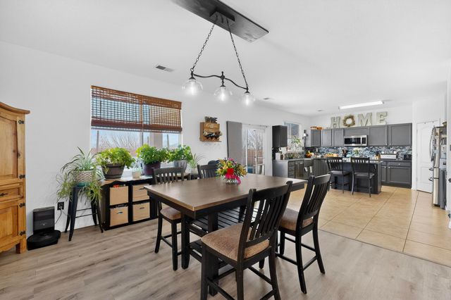 2512 Mountain Gate Lane SW, Albuquerque, NM 87121