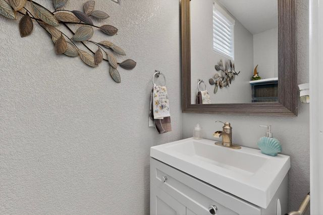 2512 Mountain Gate Lane SW, Albuquerque, NM 87121