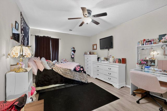 2512 Mountain Gate Lane SW, Albuquerque, NM 87121