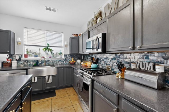 2512 Mountain Gate Lane SW, Albuquerque, NM 87121