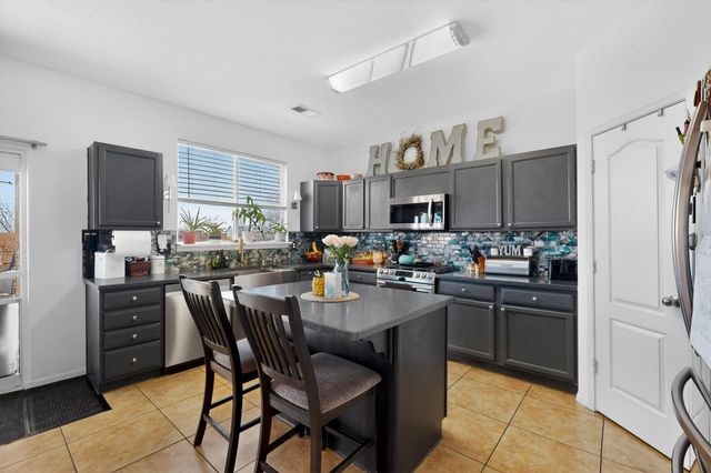 2512 Mountain Gate Lane SW, Albuquerque, NM 87121