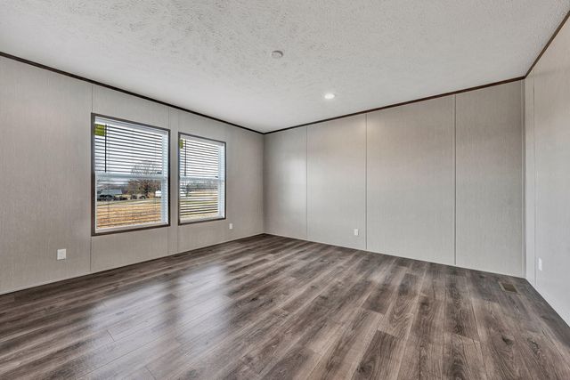 2206 Lipscomb RD, Moneta, VA 24121