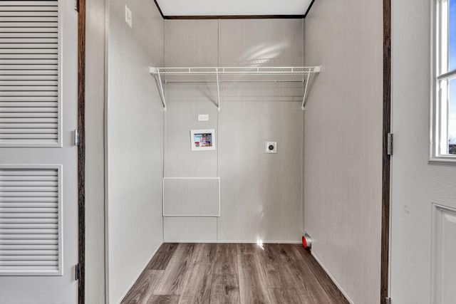 2206 Lipscomb RD, Moneta, VA 24121