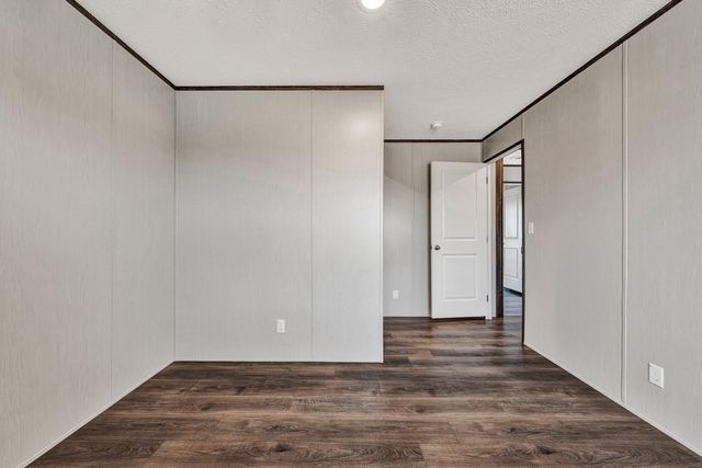 2206 Lipscomb RD, Moneta, VA 24121