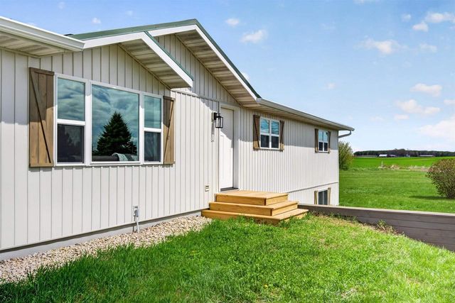 W13487 CARTER ROAD, Ripon, WI 54971