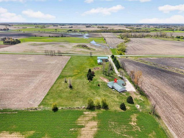 W13487 CARTER ROAD, Ripon, WI 54971