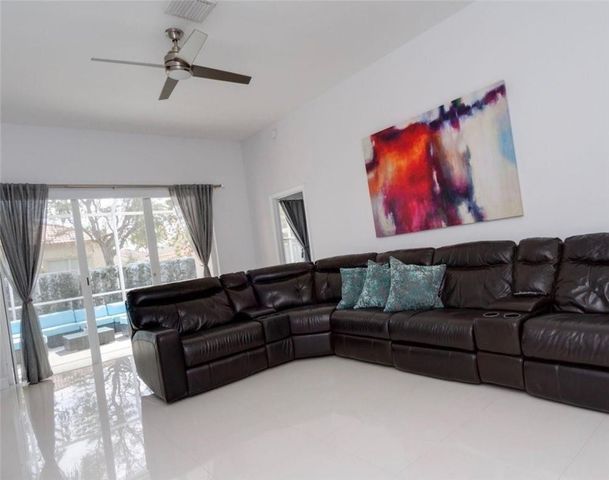 14272 NW 18th Court, Pembroke Pines, FL 33028