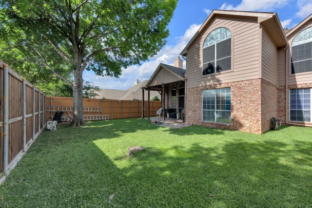 4622 Devonshire Drive, Grand Prairie, TX 75052