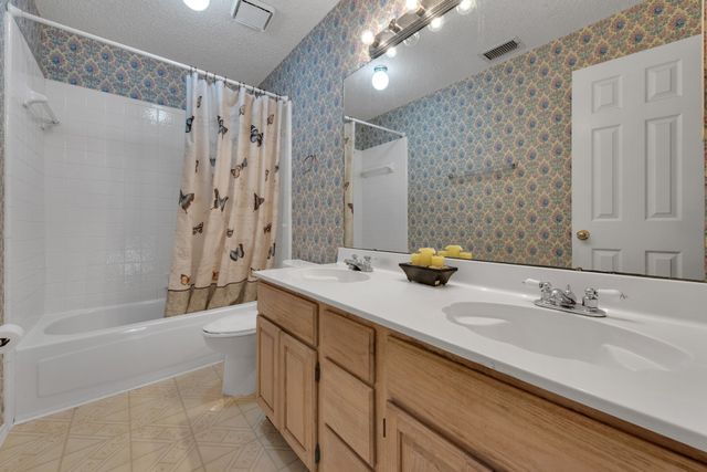 4622 Devonshire Drive, Grand Prairie, TX 75052