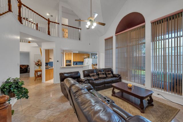 4622 Devonshire Drive, Grand Prairie, TX 75052
