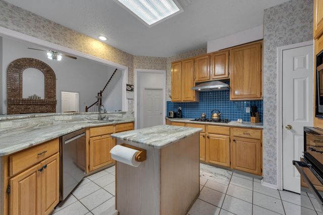 4622 Devonshire Drive, Grand Prairie, TX 75052