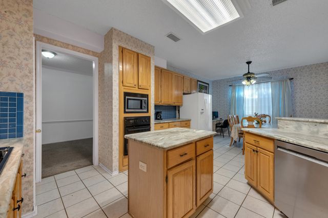 4622 Devonshire Drive, Grand Prairie, TX 75052