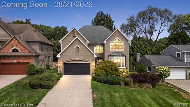 2010 Northlawn Boulevard, Birmingham, MI 48009